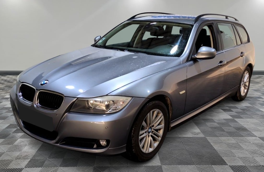 BMW Série 3 SERIE 3 TOURING CONFORT 320D 2.0 177CV BVM6 REGULATEUR/ATTELAGE/RADAR AV ET AR/JANTES ALLIAGES — 1