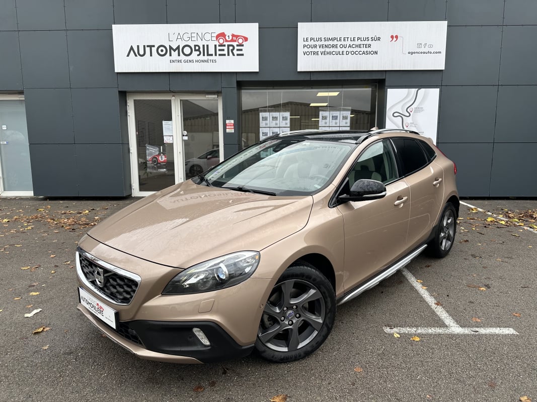 Volvo V40 Cross Country T4 1.6 180cv BVA Xénium — 1