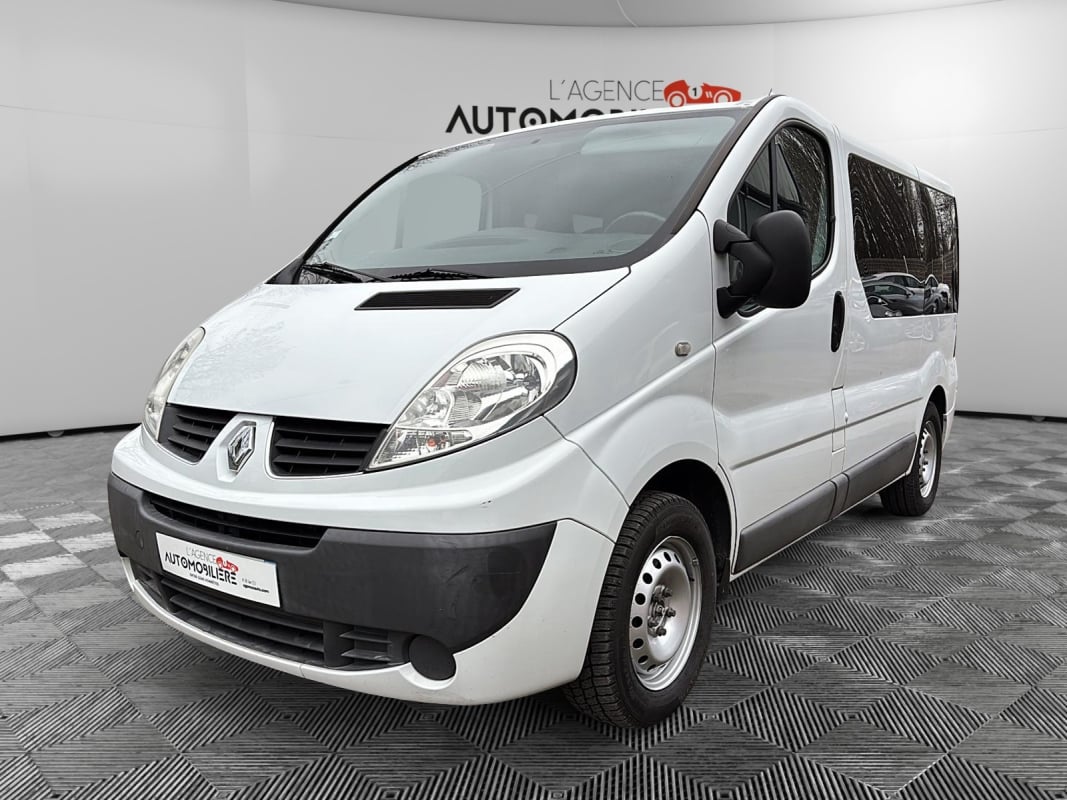 Renault Trafic Combi 2.0L DCI 90CV 9 PLACES — 1
