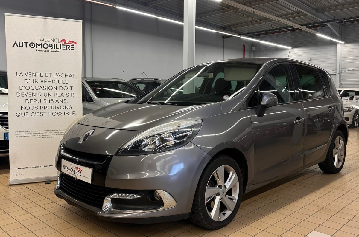 Renault Scenic 1.5 DCI 110 FAP DYNAMIQUE ECO2 — 1