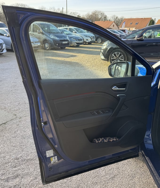 Renault Captur 1.6 E-TECH FULL-Hybrid - 145cv TECHNO — 23