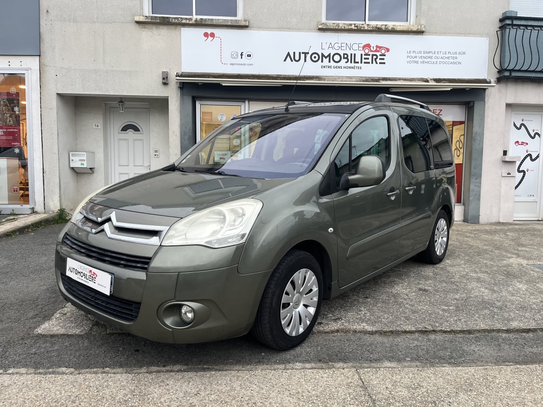 Citroen Berlingo 1.6 HDI 90cv Airdream Multispace - Boîte automatique - Toit ouvrant — 1