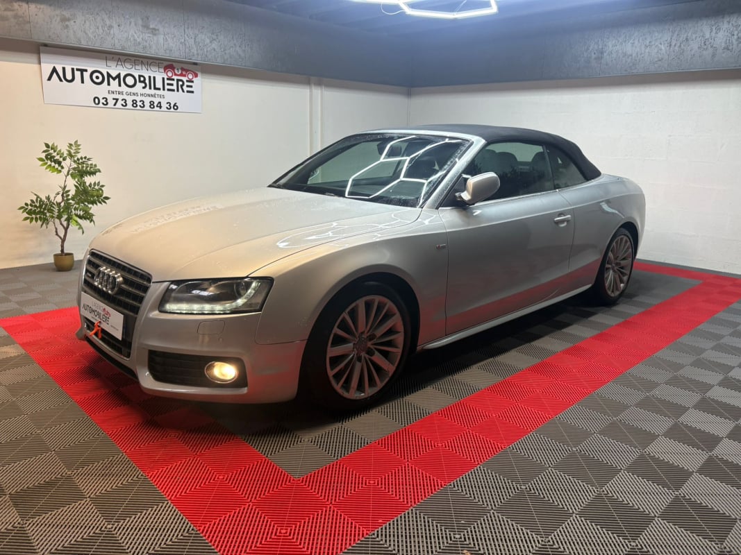 Audi A5 Cabriolet Quattro (8F7) 2.0 TFSI 16V S-Tronic7 211 cv Boîte auto