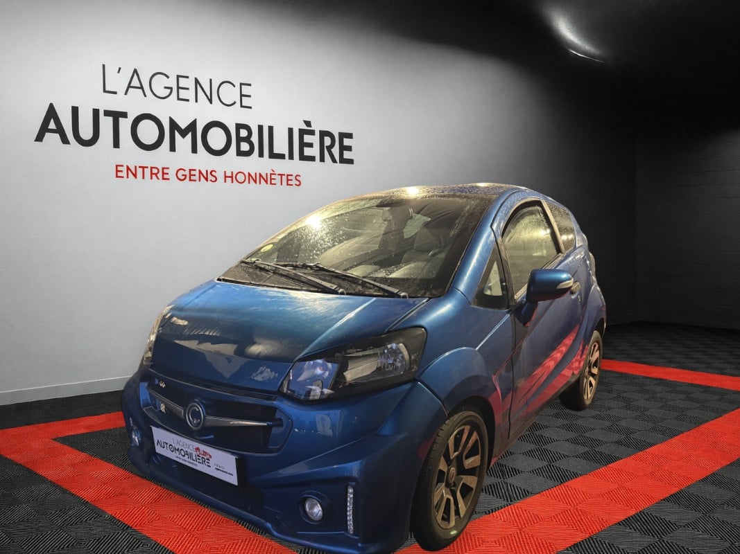 Casalini M14 M14 Voiture Sans Permis - Bluetooth - Radar de stationnement arrière - Vitres électriques — 1