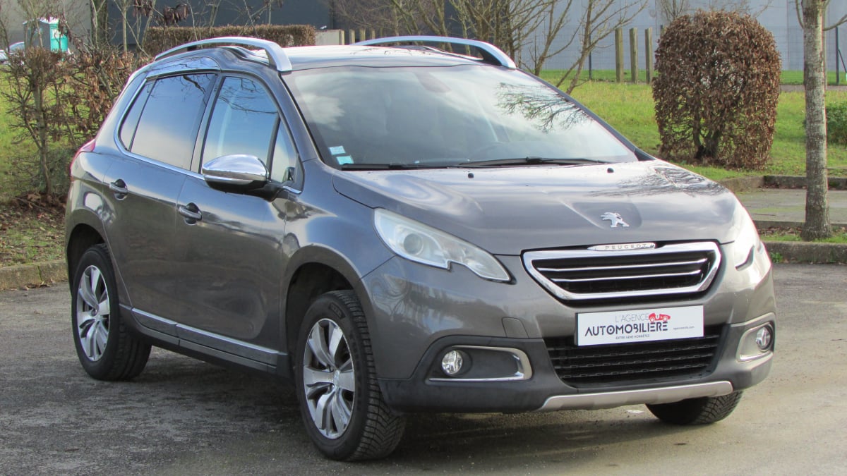 Peugeot 2008 1,6L VTI 120CH ALLURE — 1