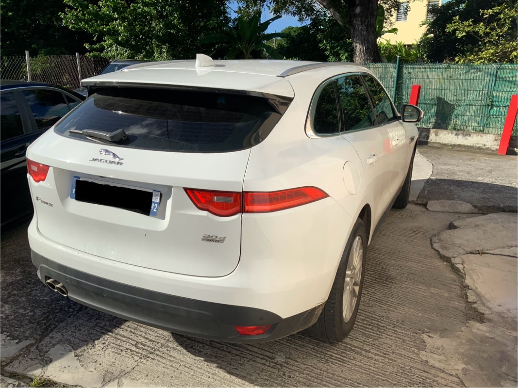 Jaguar F-Pace I Ph1 2.0D 180 PRESTIGE 4x4 BVA — 12