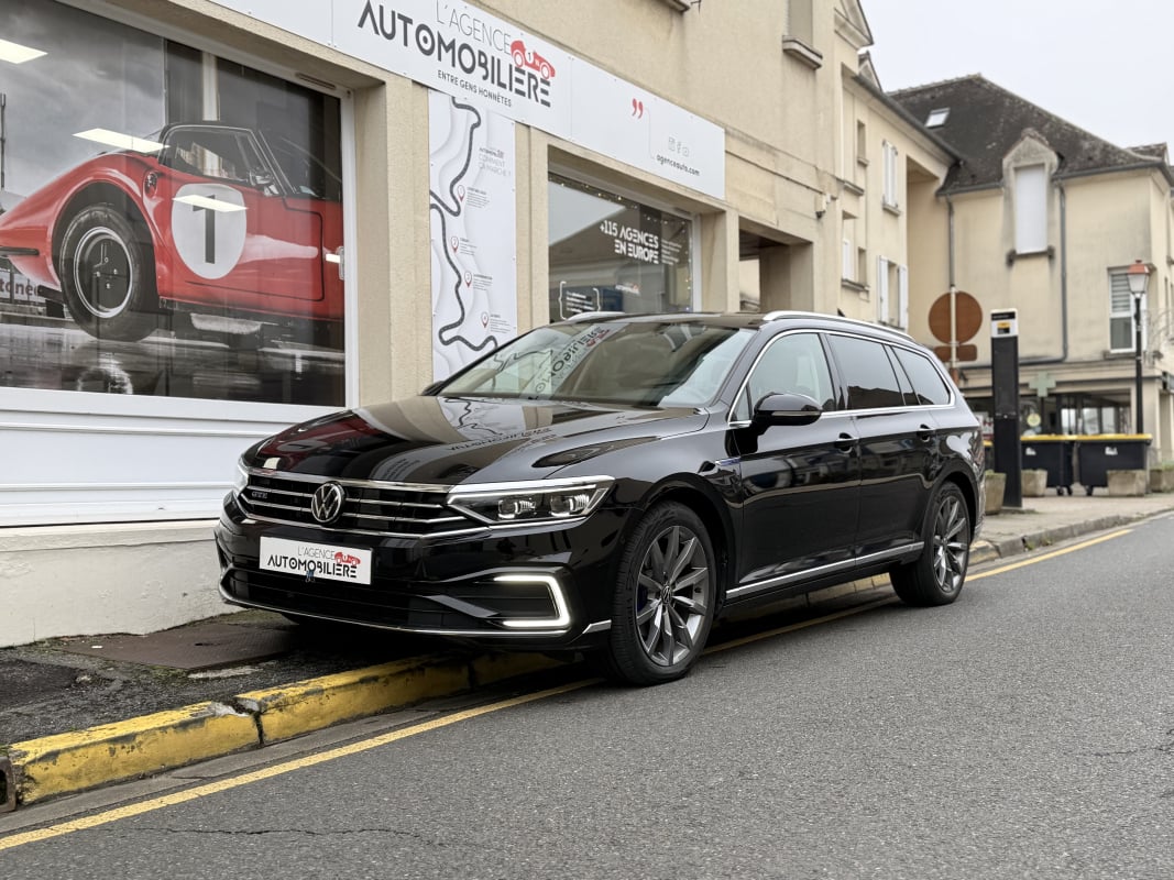 Volkswagen Passat SW VIII (2) 1.4 TSI HYBRIDE RECHARGEABLE GTE+Options+Garentie VW! — 1