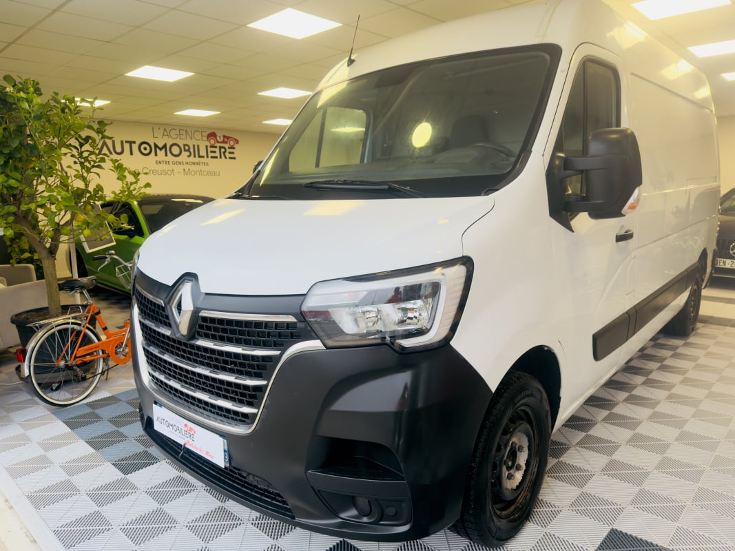 Renault Master III (2) FOURGON L2H2 2.3 dCi 135 – Suivi complet — 1
