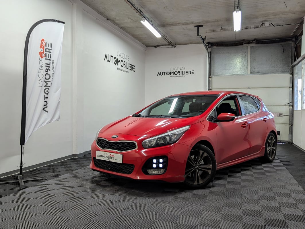 Kia Ceed II (2) 1.0 T-GDI 120 6CV ISG GT LINE BV6 — 1