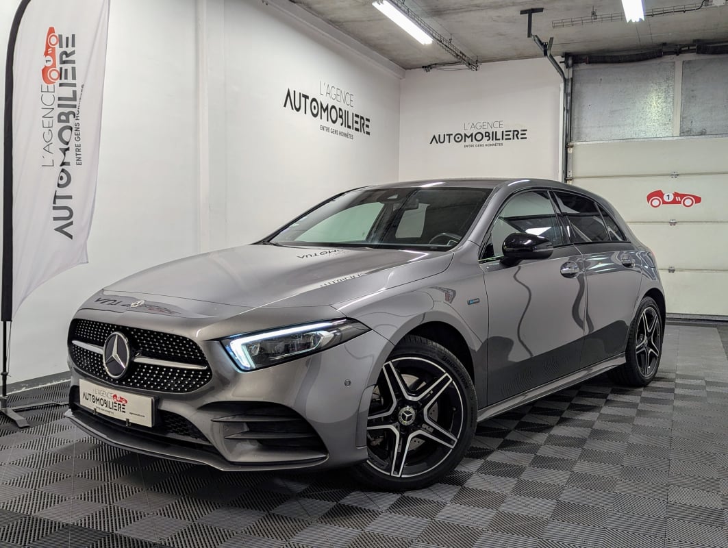 Mercedes-Benz Classe A IV 250 E 8CV AMG LINE 8G-DCT + PREMIERE MAIN FRANCAISE — 1