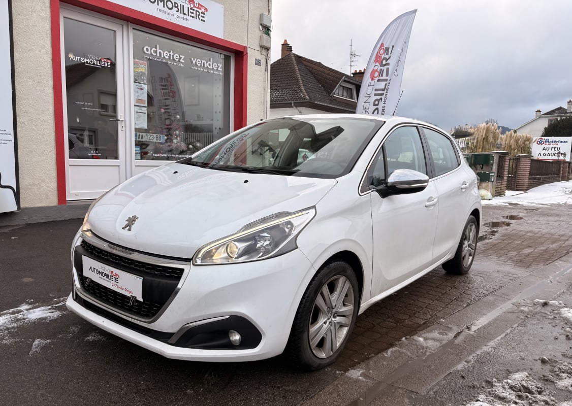 Peugeot 208 Phase 2 1.6 HDI 100 ch Allure 2nd main — 1