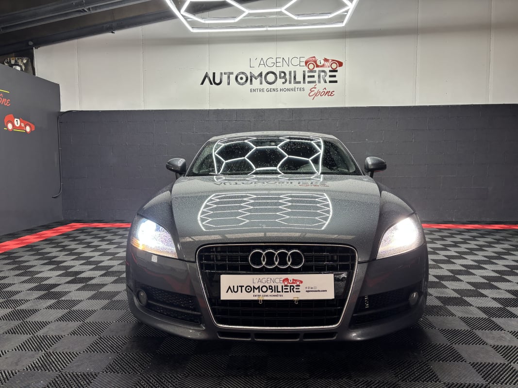 Audi TT S LINE — 2