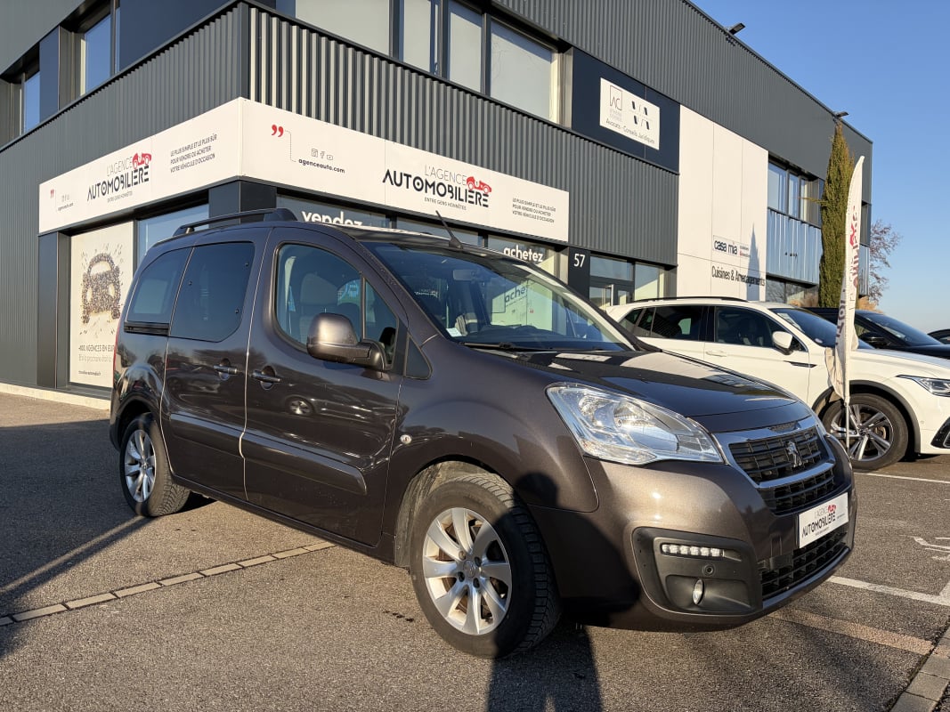 Peugeot Partner Tepee 1.6 HDI 120 CARPLAY RADAR AV/AR - GARANTIE 12 MOIS — 1