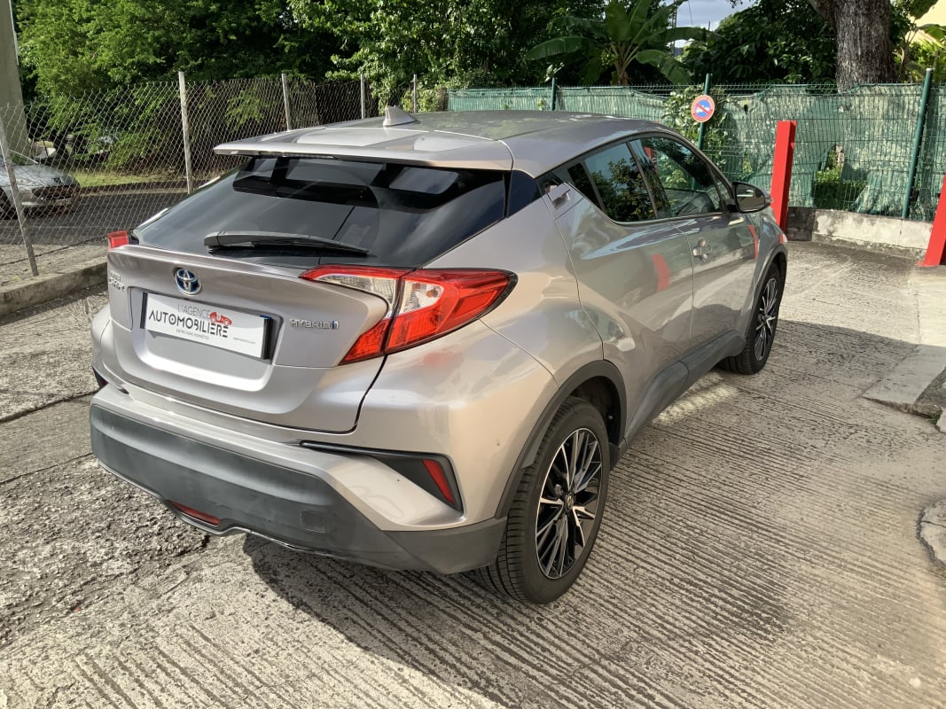 Toyota C-HR 1.8 HYBRIDE 122 EDITION — 12
