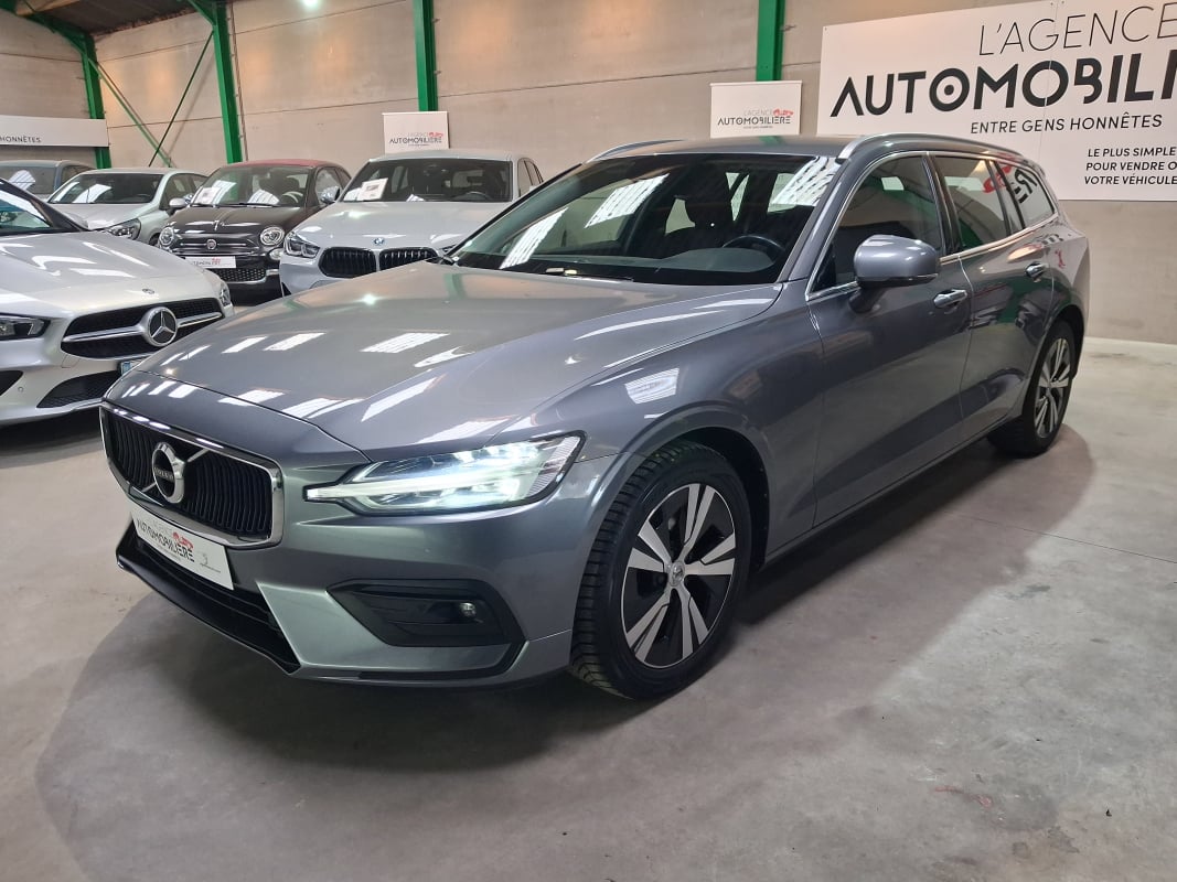 Volvo V60 2.0 B4 Momentum Pro Geartronic Cuir,caméra.