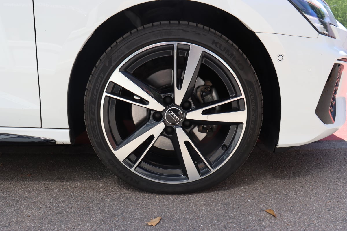 Audi A3 Sportback 40 TFSIe 204 Hybrid S-Line S-Tronic6 (Suivi Audi) — 38