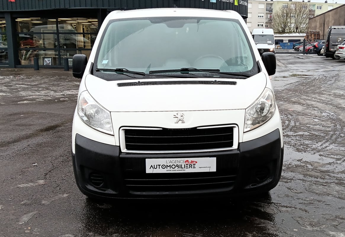 Peugeot Expert 2.0 HDi 128 cv 9 Places — 2