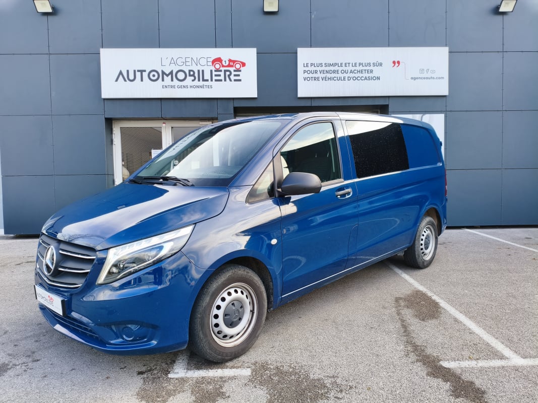 Mercedes-Benz Vito Fourgon 116 CDI Compact BVA RWD PRO 9G-TRONIC — 1