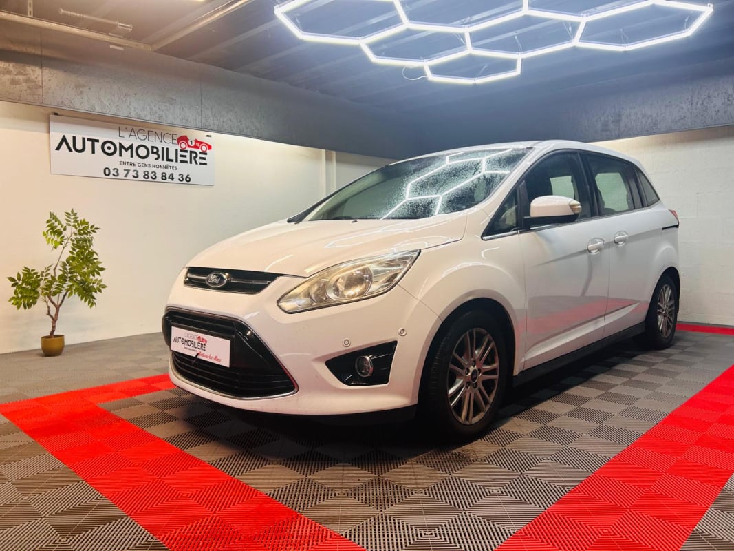 Ford Grand C-max Grand C-Max II 1.6 TDCi FAP 115 cv - Finition TREND — 1
