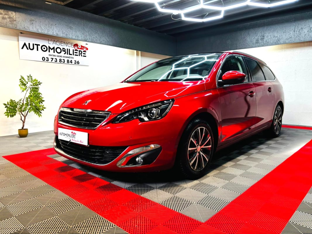 Peugeot 308 II SW 2.0 BLUEHDI 150 S&S ALLURE — 1