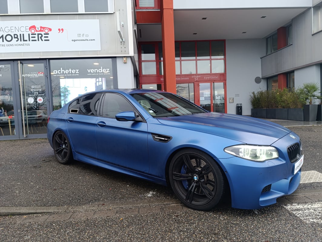 BMW M5 (F10) 4.4 Turbo V8 DKG7 560 cv Boîte auto - CONFIG RARE