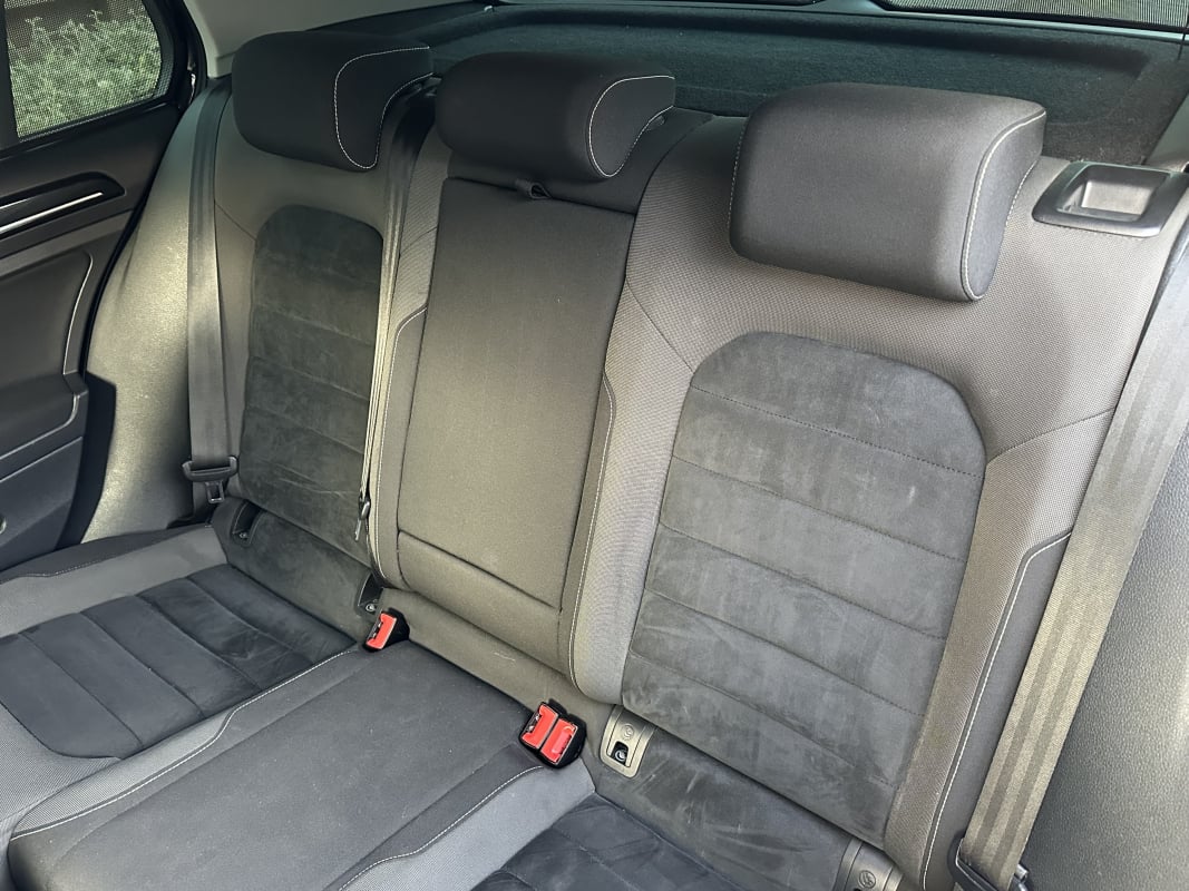 Volkswagen Golf VII 2.0 TDI 150 CH BLUEMOTION TECHNOLOGY CARAT DSG6 5P CARPLAY — 36