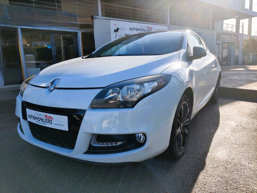 Renault Megane coupe COUPE 1.6 DCI 130 ENERGY MONACO GP — 1