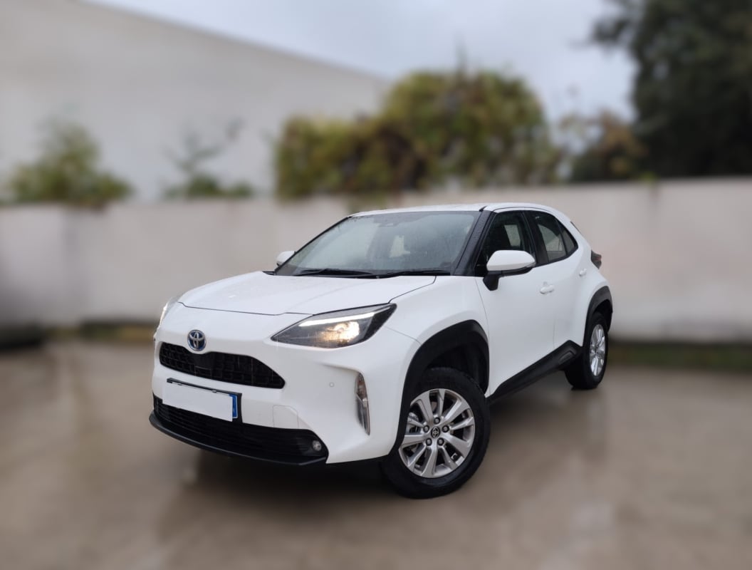 Toyota Yaris Cross DESIGN BUSINESS 116H HSD Hybride garantie 12 mois — 1