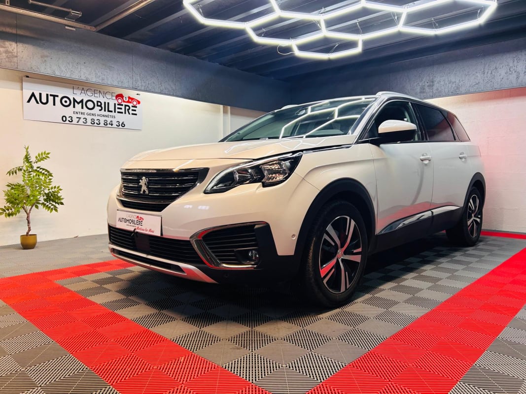 Peugeot 5008 Peugeot 5008 Allure 7 Places – 2017 – Garantie 6 Mois – Très Propre - Finition Allure — 1