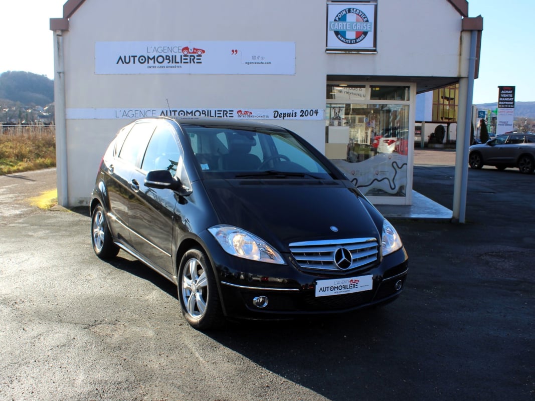 Mercedes-Benz Classe A Phase 2 180 CDI 2.0 16 V Avantgarde CVT SUIVI EXCLUSIF MERCEDES — 1