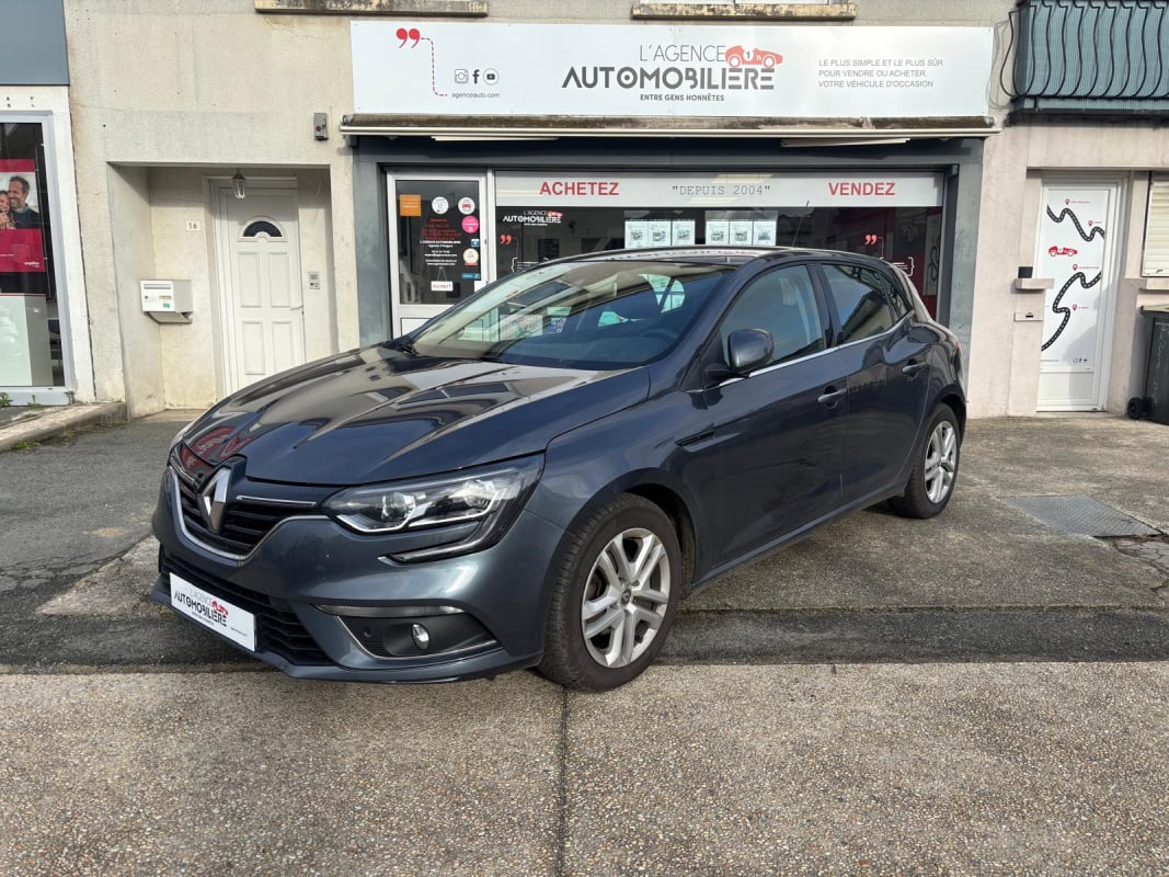 Renault Megane IV 1.5 Blue dCi 95 cv - Business — 1