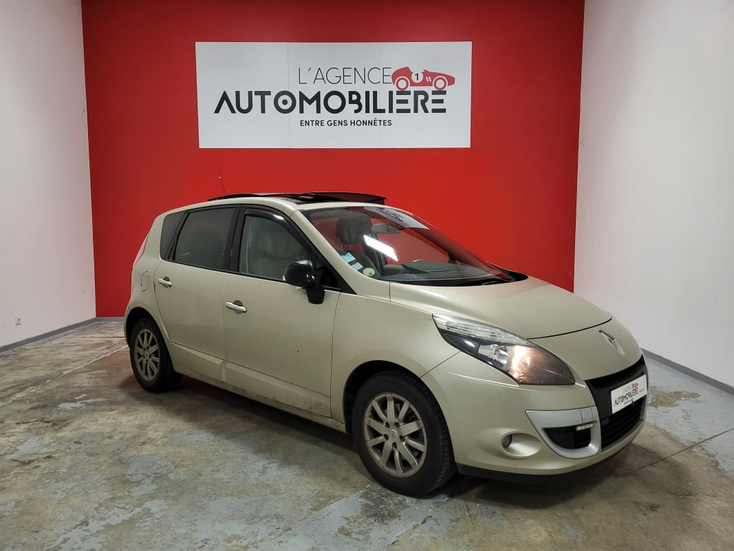 Renault Scenic III 1.5 DCI 110 JADE EDC + TOIT OUVRANT + SIEGES ELECTRIQUES CHAUFFANTS + CAMERA — 1