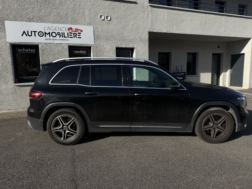 Mercedes-Benz GLB 220 d 2.0 d 16V 4MATIC 8G-TRONIC 190 cv BVA AMG Line / Toit ouvrant. Entretien Mercedes — 2