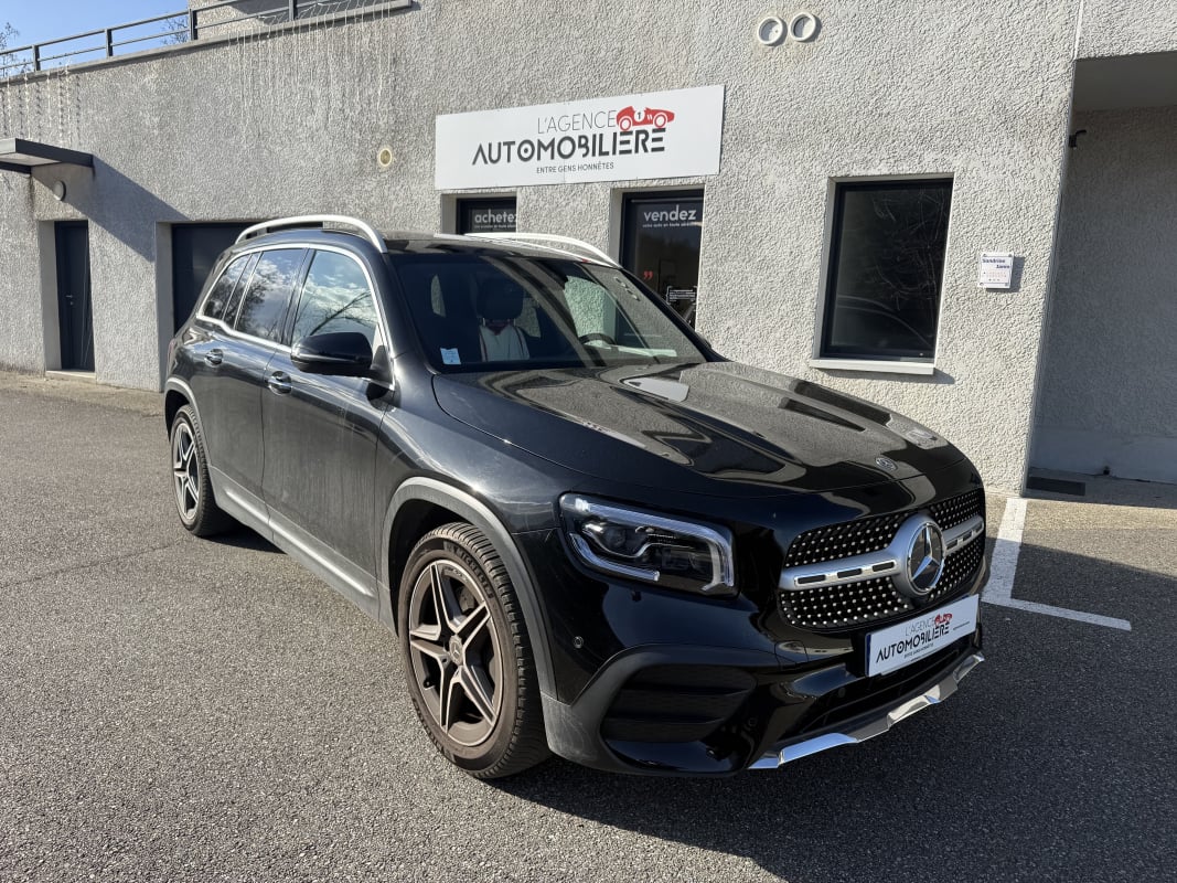 Mercedes-Benz GLB 220 d 2.0 d 16V 4MATIC 8G-TRONIC 190 cv BVA AMG Line / Toit ouvrant. Entretien Mercedes