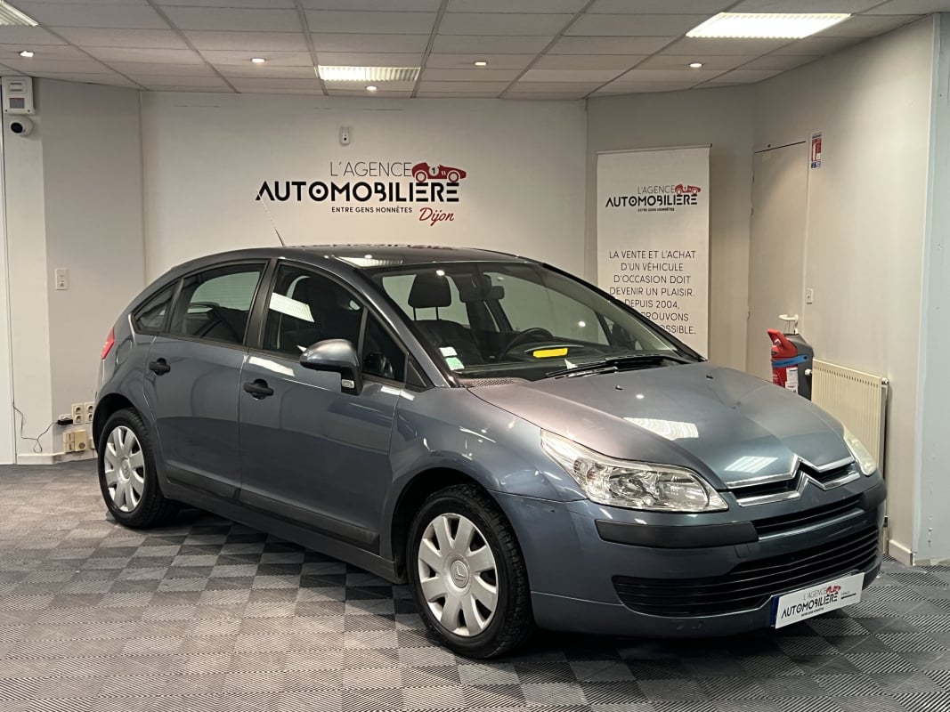 Citroen C4 1.6 Pack 110 CV Courroie changée Révisée — 1