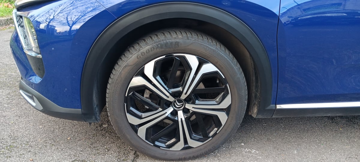 Citroen C5 X 1.2 THP EAT8 130 cv Shine Première main — 21