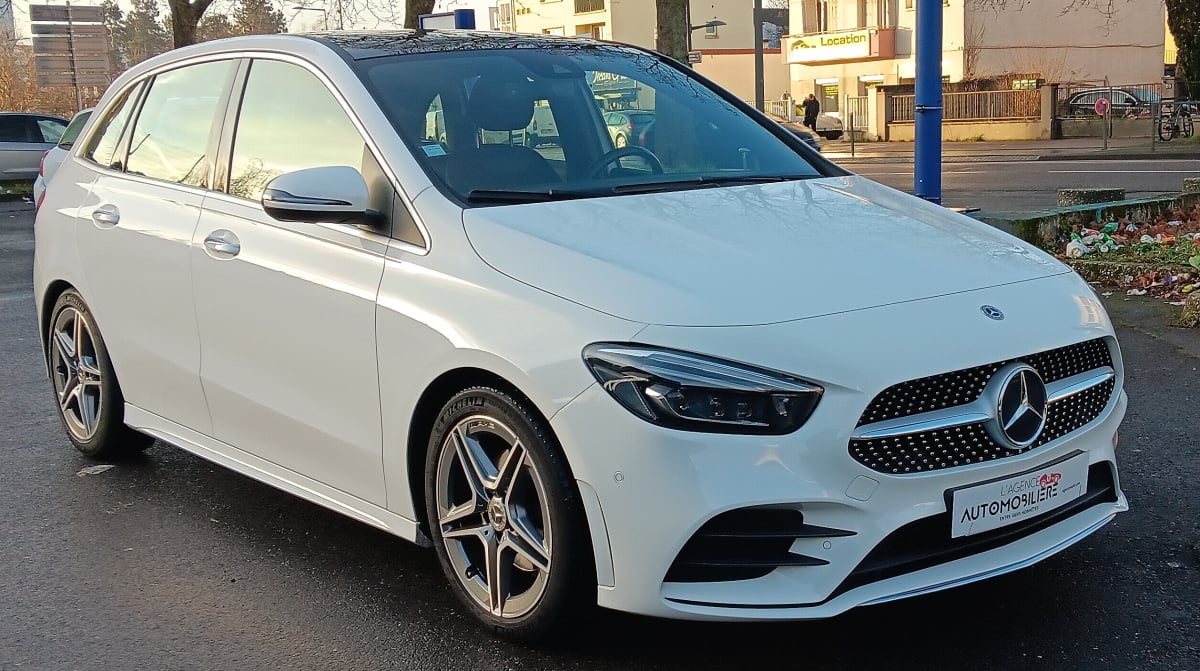Mercedes-Benz Classe B 200 d Pack-AMG 8G-DCT 150 cv — 1