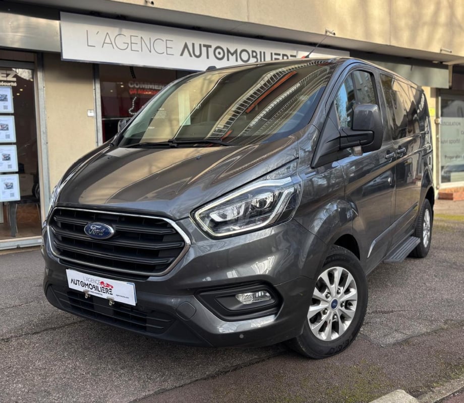 Ford Transit Custom Fg CABINE APPROFONDIE 2.0 ECOBLUE 170 LIMITED L1H1 300 BVA Caractéristiques VEHICULE 6 PLACES — 1