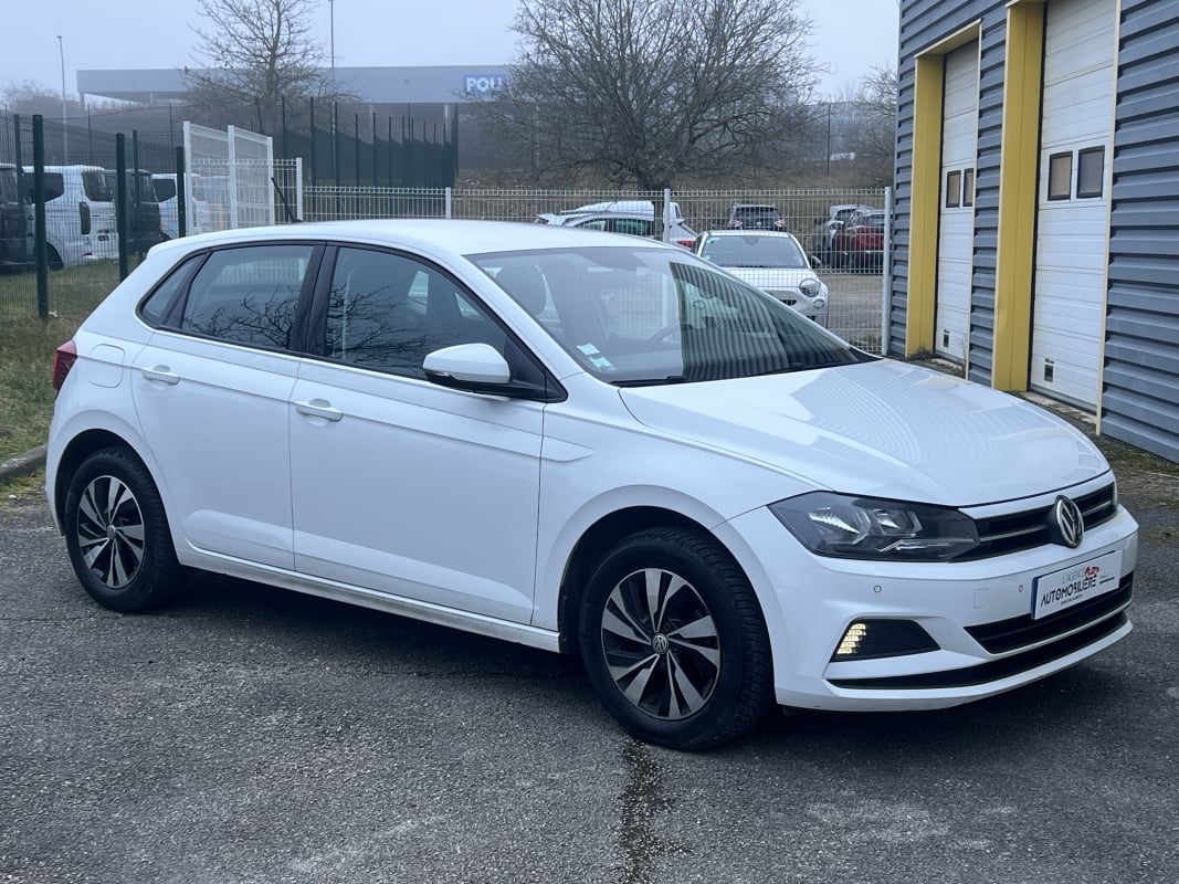 Volkswagen Polo VI 1.0 TSI 95 cv Confortline — 1