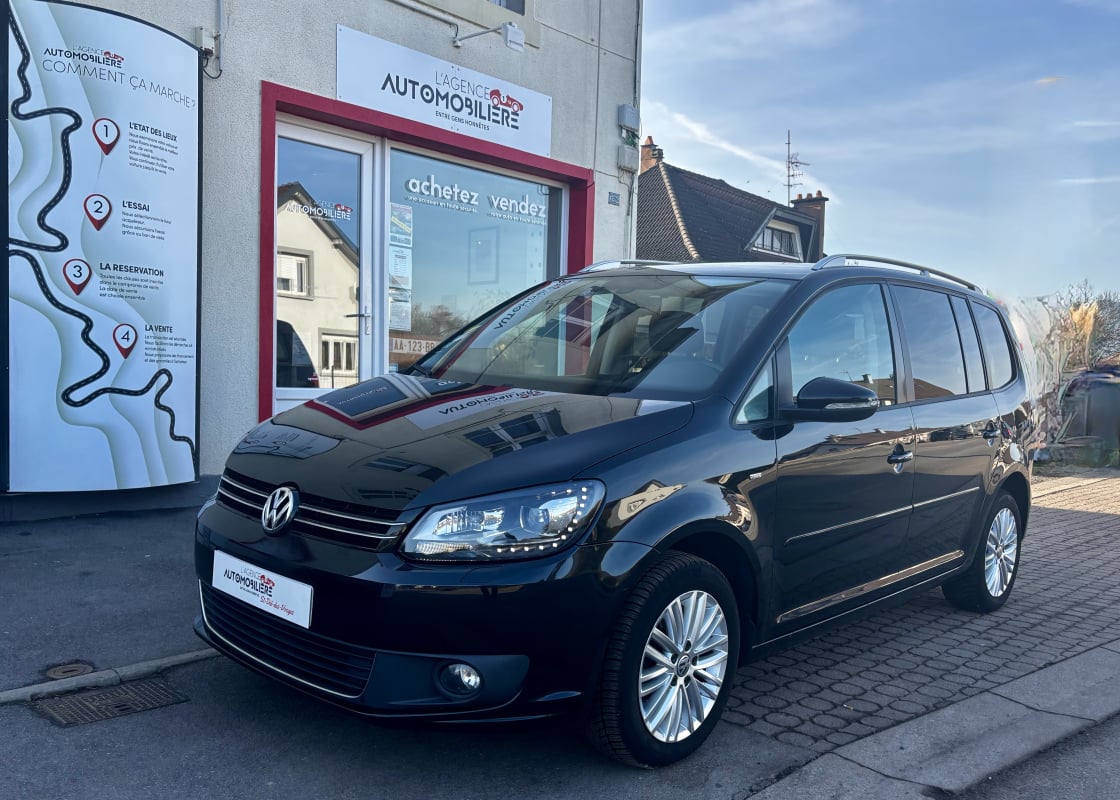 Volkswagen Touran Phase 3 1.6 TDI 105 ch CUP 7 Places Toit Ouvrant — 1