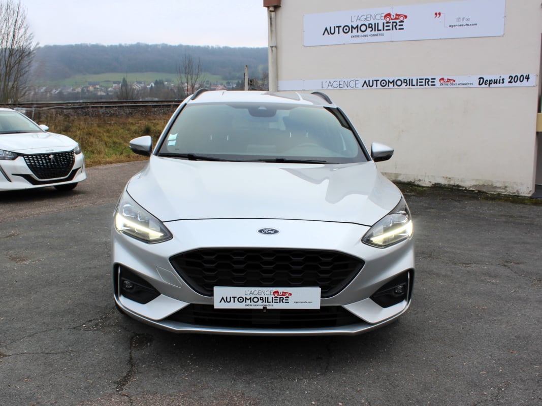 Ford Focus SW 1.0 EcoBoost 125 CH ST-Line SUIVI FORD — 2