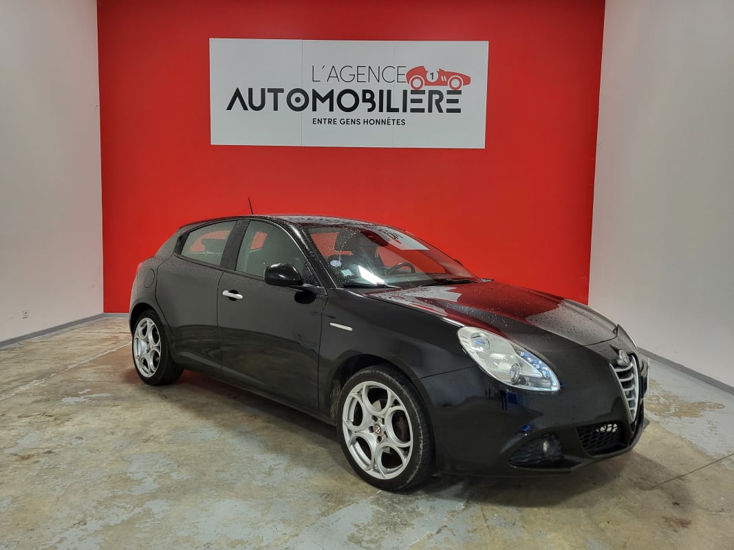 Alfa Romeo Giulietta GIULIETTA 1.4 TJET 120 DISTINCTIVE — 1