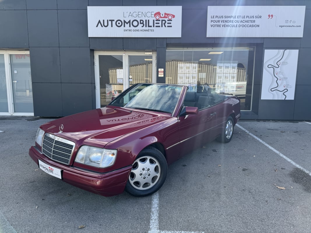 Mercedes-Benz Classe E 220 Cabriolet W124 française restauré BVM