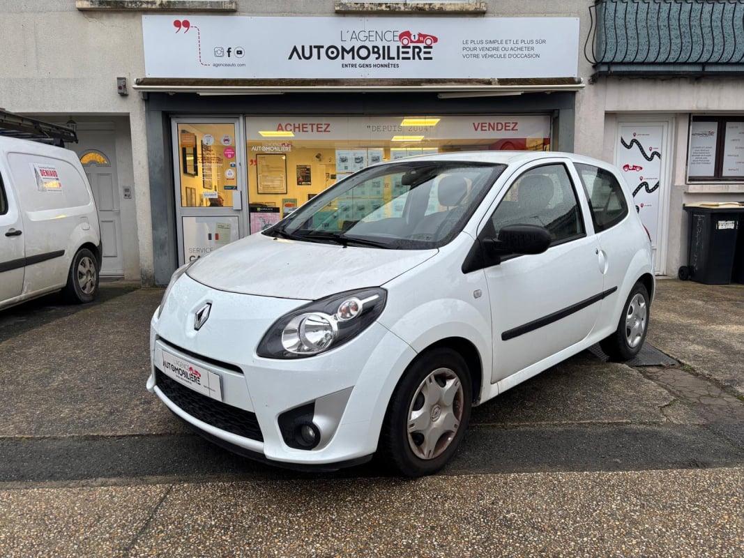 Renault Twingo II 1.2 i 75 cv - Authentique - 1ère Main - Faible kilométrage — 1