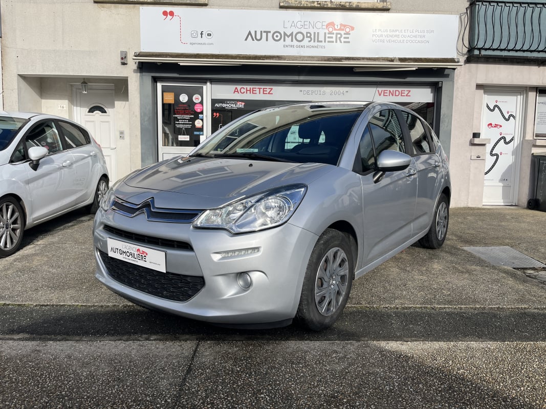Citroen C3 II 1.0 VTi 68 cv Attraction - Distribution à jour — 1