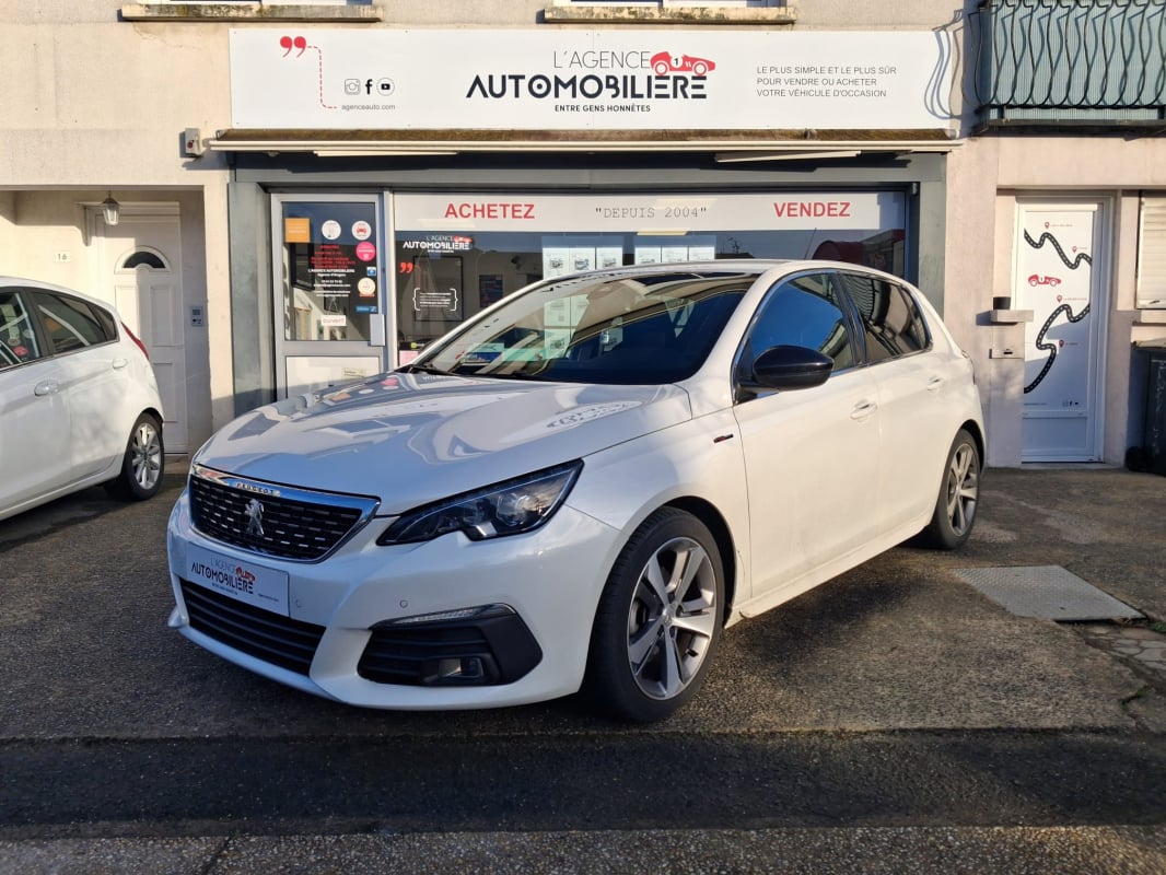 Peugeot 308 Phase II EAT6 130cv - GT Line - Suivi Peugeot Complet — 1