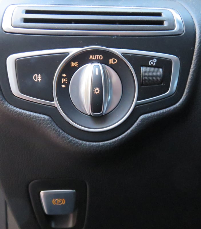 Mercedes-Benz Classe GLC 220 d 170ch Sportline 4Matic 9G-Tronic - Suivi Mercedes . — 31