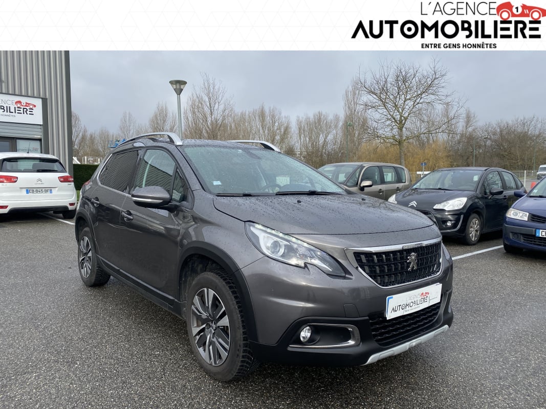 Peugeot 2008 (2) 1.2 PURETECH 130CH ALLURE - Entretien Peugeot — 1