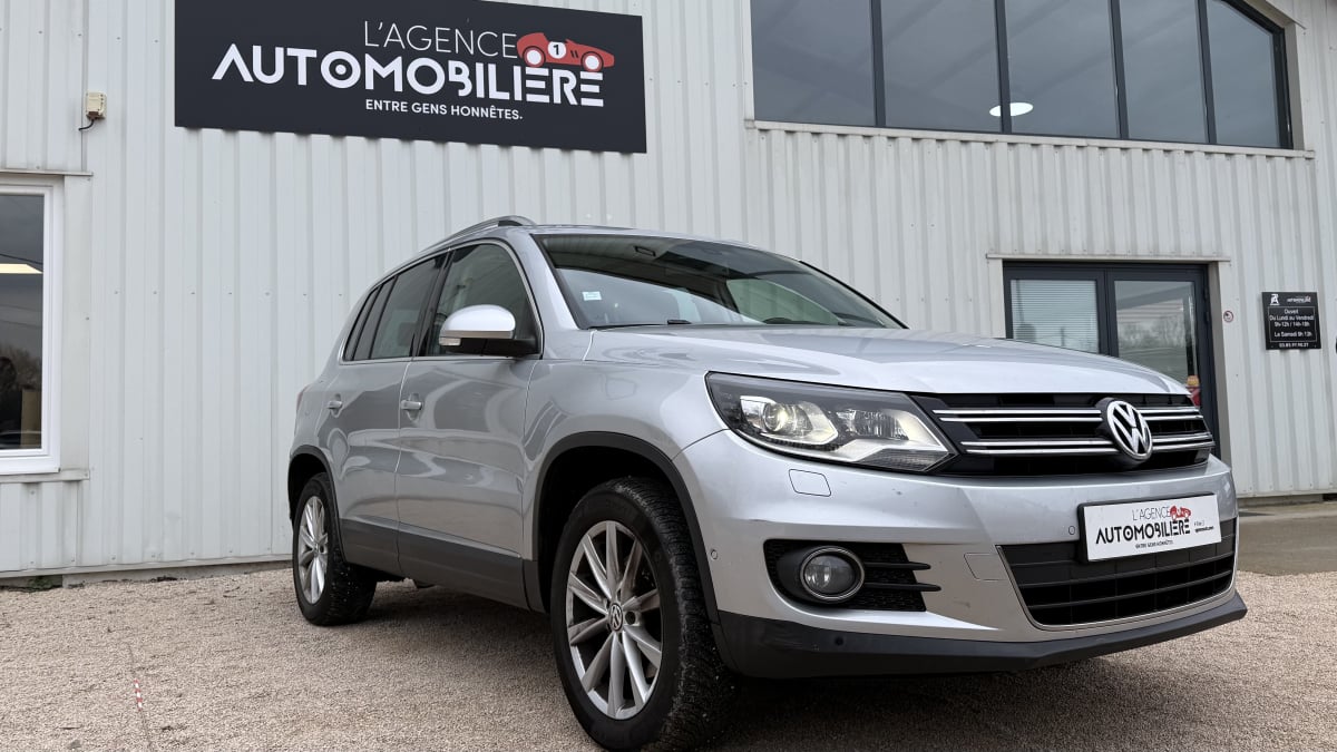 Volkswagen Tiguan 2.0 DSG7 - 150cv SPORTLINE — 1