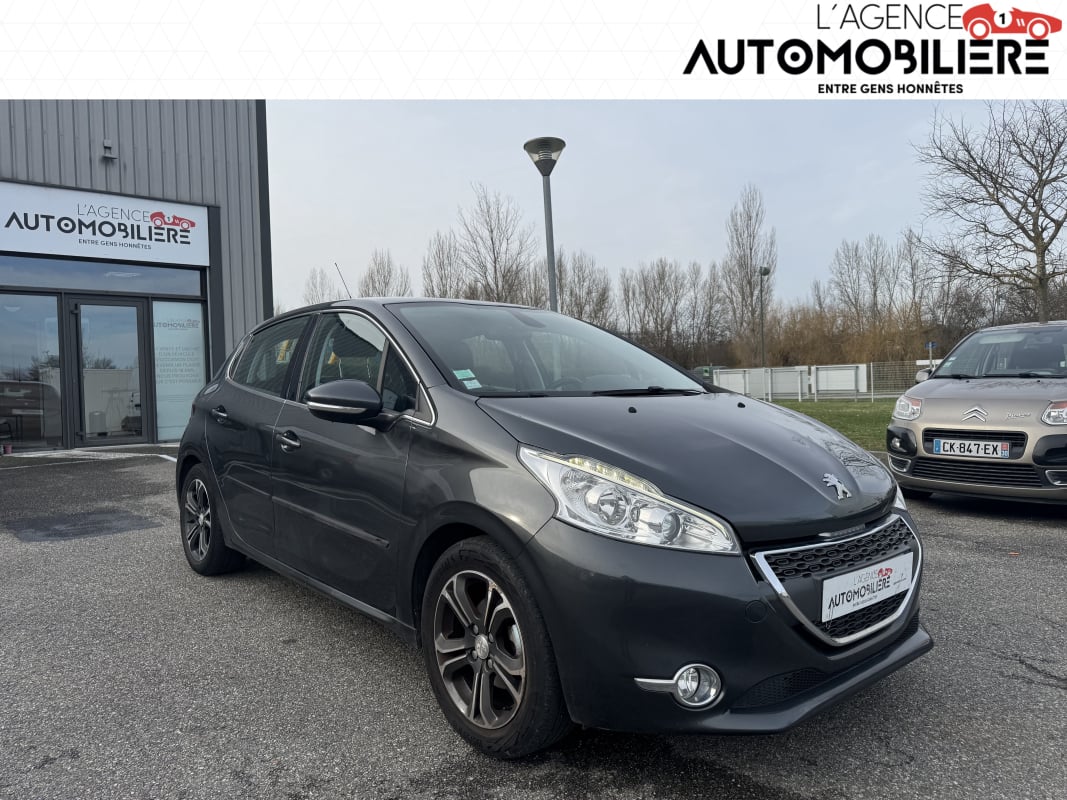 Peugeot 208 1.2 VTI 82CH Allure — 1